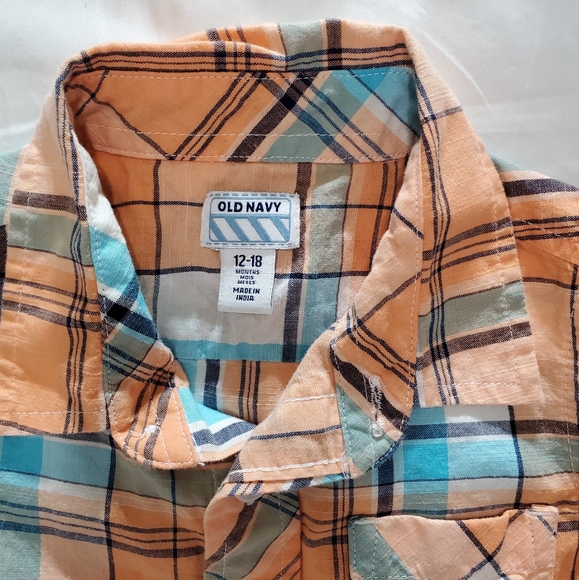 Old Navy Kids Boys 12-18M Button Down Shirt - Picture 3 of 3